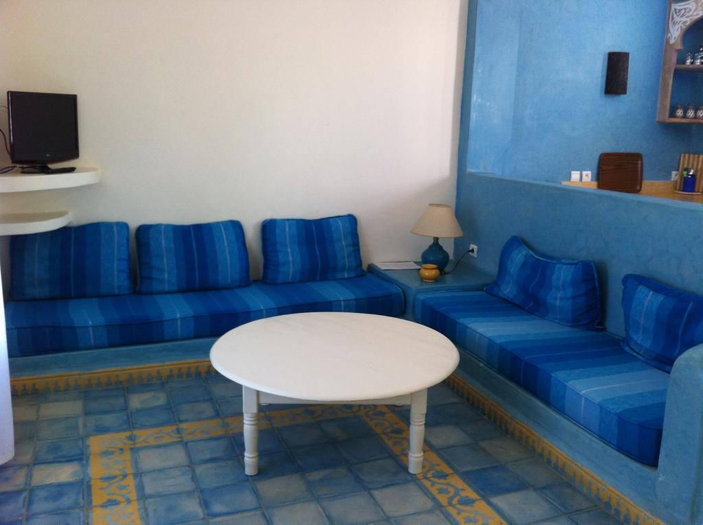 Un The Au Bout Du Monde Hotel Mirleft Room photo