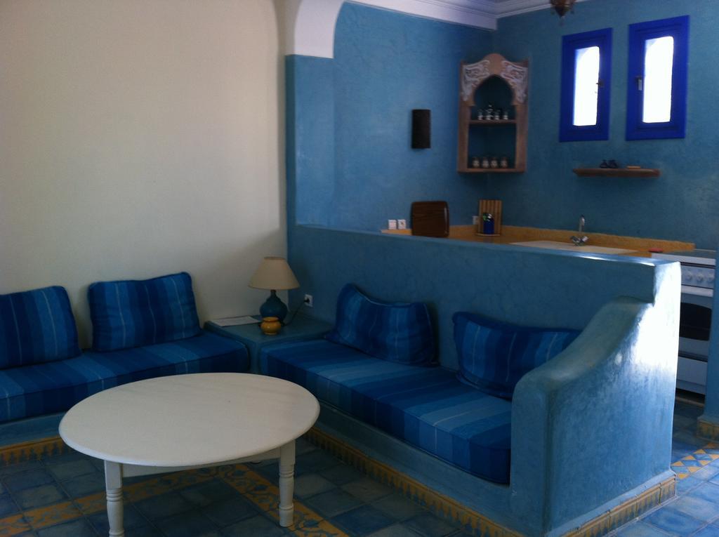 Un The Au Bout Du Monde Hotel Mirleft Room photo