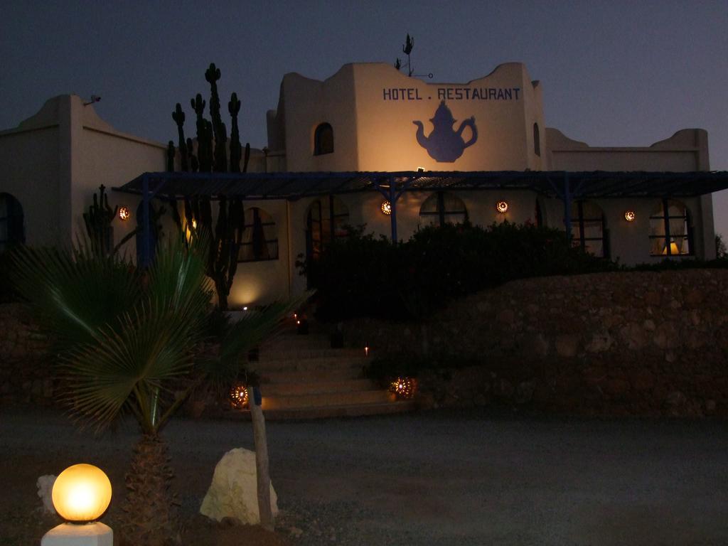 Un The Au Bout Du Monde Hotel Mirleft Exterior photo